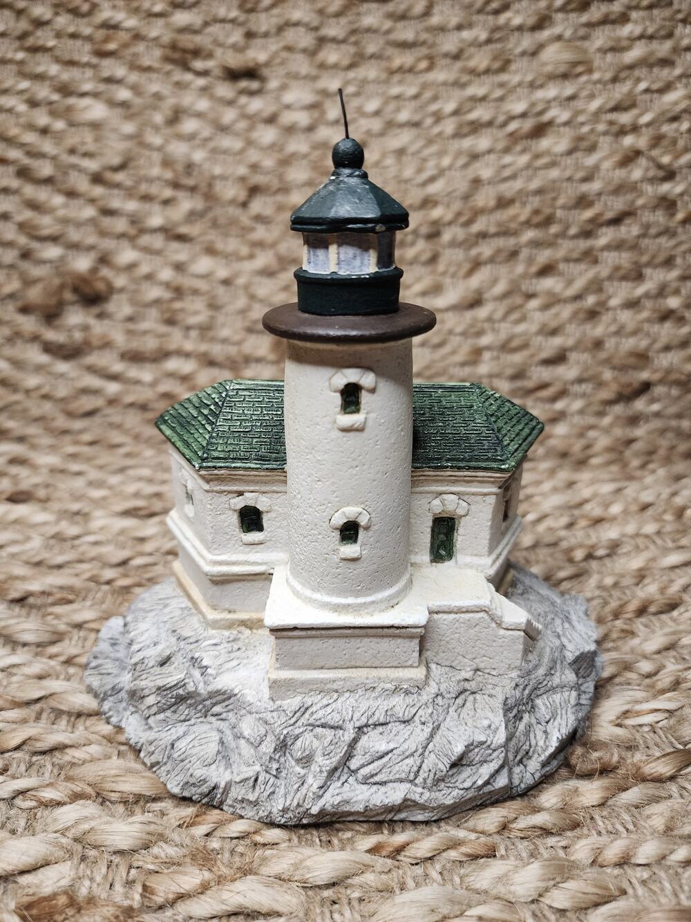 Harbour Lights Coquille River, Oregon #111 Lighthouse 1991 Signed 332/5500